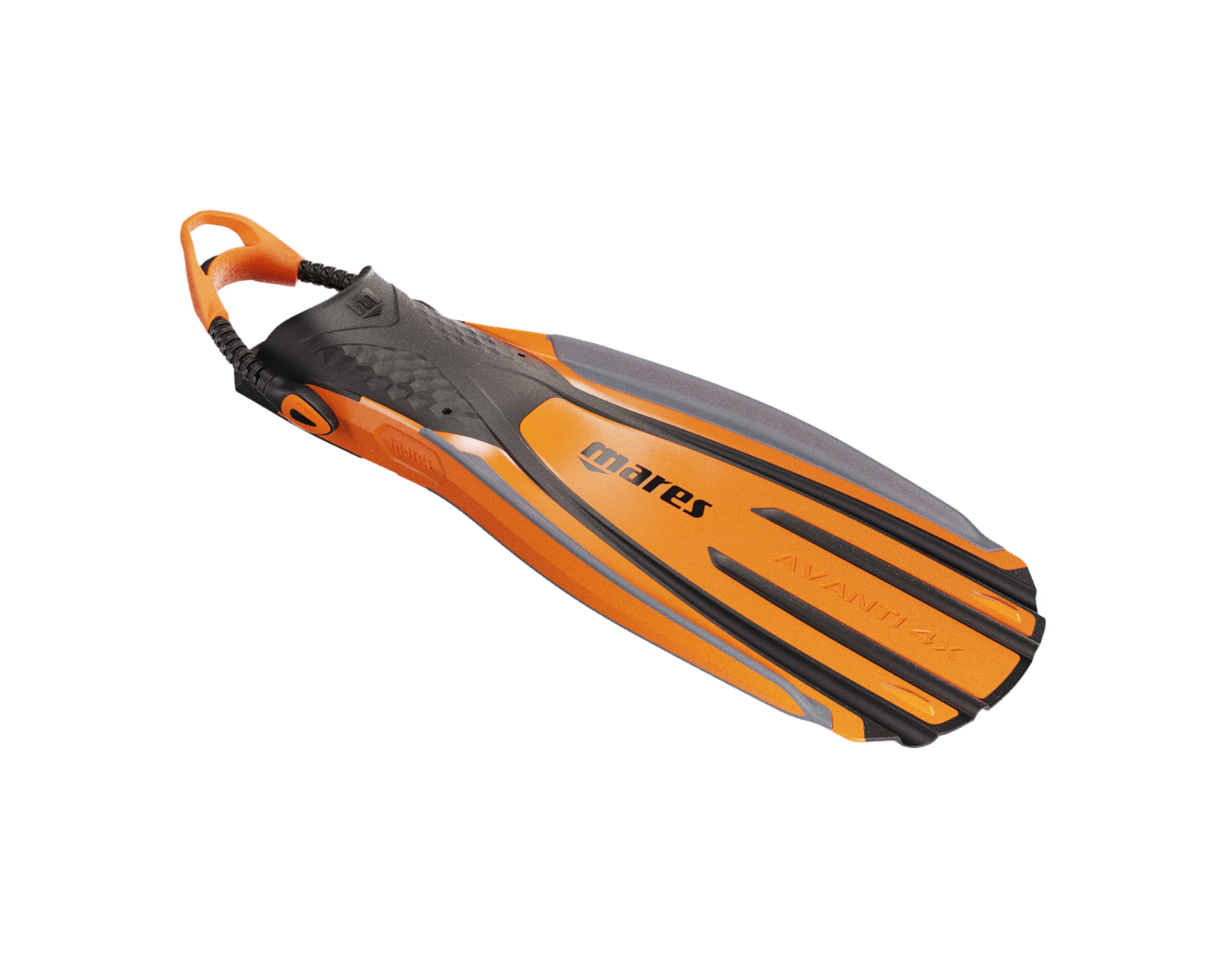 Elastic bungee strap on Mares Avanti QUATTRO 4X fins