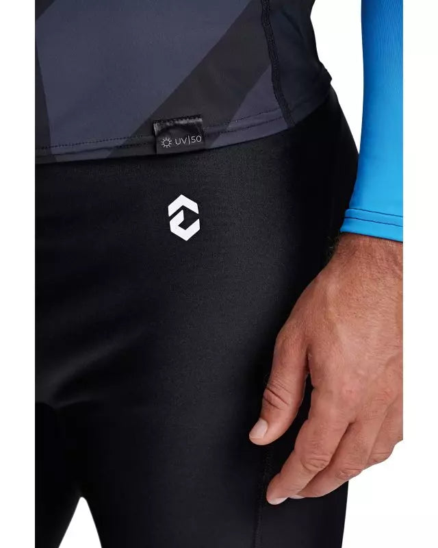 Close-up of a man's arm wearing a DYNAMICNORD rashguard, showcasing UPF 50+ sun protection and quick-drying fabric.